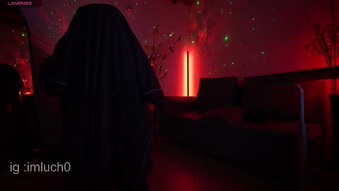 Luis    Instagram   online show from November 9, 11:03 pm