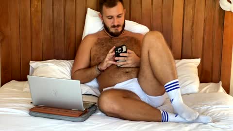 Snapshot of mrmaxiy chatting on May 27, 8:11 am Max online show from May 27, 8:11 am