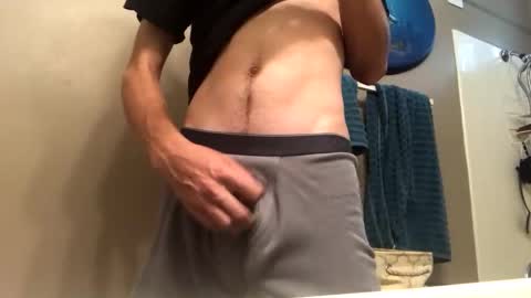 Snapshot of mrmeltyourheart chatting on October 27, 11:31 pm James online show from October 27, 11:31 pm