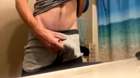 Snapshot of mrmeltyourheart chatting on November 17, 3:56 am James online show from November 17, 3:56 am