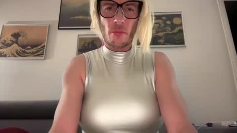 Snapshot of mrmooser42 chatting on January 14, 8:37 pm TaleOfLaura online show from January 14, 8:37 pm