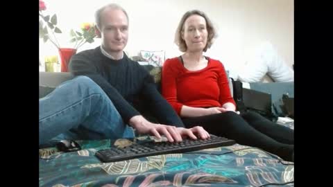 Snapshot of mrs_velvet_vixen_and_mr_stud chatting on December 16, 1:43 pm Mrs Velvet Vixen online show from December 16, 1:43 pm