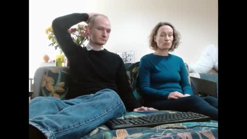 Snapshot of mrs_velvet_vixen_and_mr_stud chatting on January 17, 8:34 am Mrs Velvet Vixen online show from January 17, 8:34 am