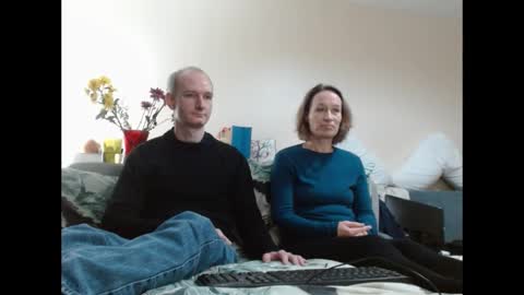 Snapshot of mrs_velvet_vixen_and_mr_stud chatting on January 24, 8:44 am Mrs Velvet Vixen online show from January 24, 8:44 am