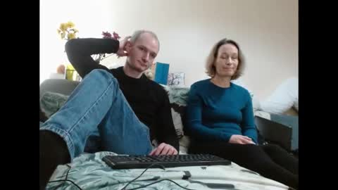 Snapshot of mrs_velvet_vixen_and_mr_stud chatting on January 24, 11:48 am Mrs Velvet Vixen online show from January 24, 11:48 am