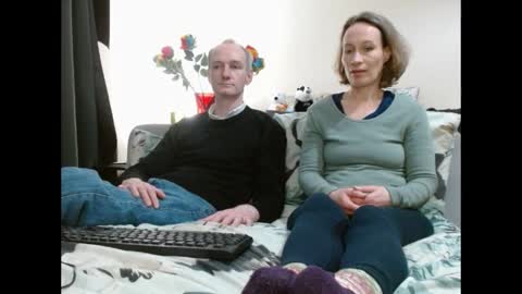 Snapshot of mrs_velvet_vixen_and_mr_stud chatting on February 20, 11:42 am Mrs Velvet Vixen online show from February 20, 11:42 am