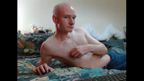 Snapshot of mrs_velvet_vixen_and_mr_stud chatting on October 10, 7:29 am Mrs Velvet Vixen online show from October 10, 7:29 am