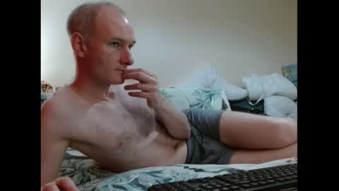 Snapshot of mrs_velvet_vixen_and_mr_stud chatting on November 5, 8:25 am Mrs Velvet Vixen online show from November 5, 8:25 am