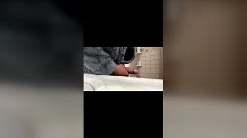 mrslowstroke209 online show from December 5, 10:24 am