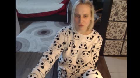 Snapshot of mrsluck chatting on September 28, 8:14 pm Sasha online show from September 28, 8:14 pm