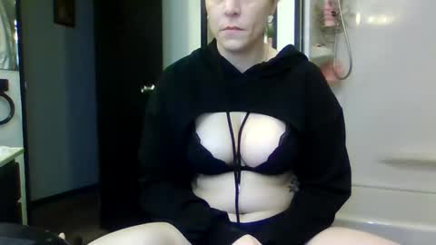 Mrstxoxo4594 online show from September 24, 11:57 am