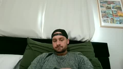 mrthickly818 online show from February 18, 4:03 pm