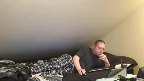 Snapshot of mrxhere chatting on March 8, 8:14 pm mrxhere online show from March 8, 8:14 pm