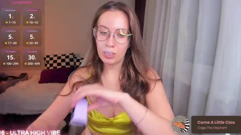 Snapshot of ms_allison chatting on February 13, 2:20 pm Allison online show from February 13, 2:20 pm