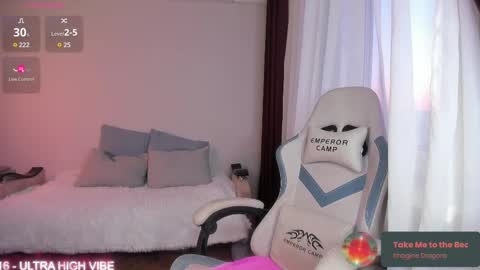 Snapshot of ms_allison chatting on February 23, 2:35 pm Allison online show from February 23, 2:35 pm