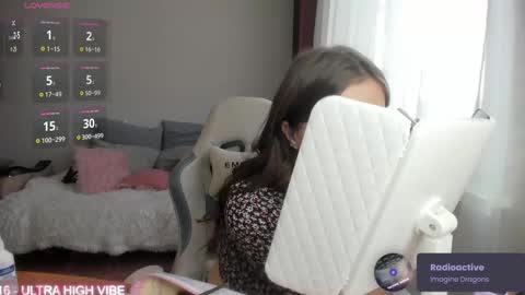 Snapshot of ms_allison chatting on March 1, 10:24 am Allison online show from March 1, 10:24 am