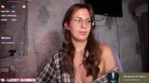 Snapshot of ms_allison chatting on November 9, 12:09 am Allison online show from November 9, 12:09 am