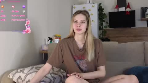 Snapshot of ms_foryou chatting on January 29, 4:05 am Ms ForYOU online show from January 29, 4:05 am