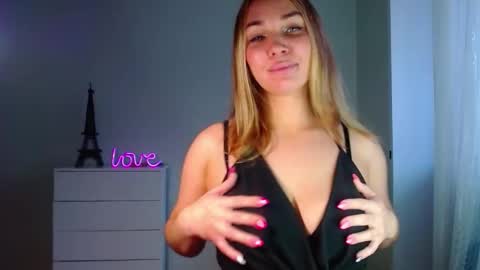        online show from January 28, 8:04 am