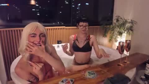 Snapshot of ms_lawless chatting on December 22, 7:33 am Samantha online show from December 22, 7:33 am