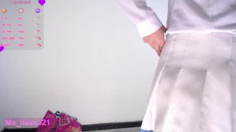 Snapshot of ms_lissa chatting on January 12, 4:50 pm MISS LISSA online show from January 12, 4:50 pm