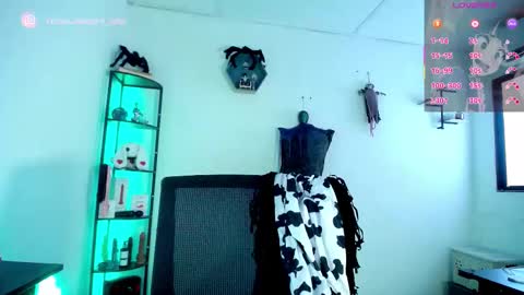 Snapshot of ms_lissa chatting on October 27, 6:45 pm MISS LISSA online show from October 27, 6:45 pm