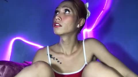 Snapshot of ms_maureenx69x chatting on November 2, 10:28 am ms_maureenx69x online show from November 2, 10:28 am