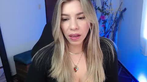 Sofia online show from October 29, 3:36 pm