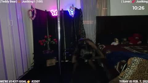 DaPussyFairy online show from February 9, 6:11 am