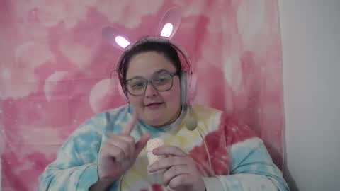 Snapshot of mscamirose15 chatting on October 3, 8:28 pm Ms. Cami Rose online show from October 3, 8:28 pm