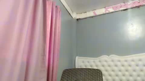 Snapshot of mscherry_ chatting on November 8, 7:41 am mscherry_ online show from November 8, 7:41 am