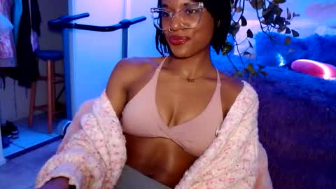 CocoSage online show from January 8, 9:50 pm