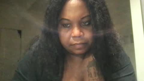 Snapshot of msjonemillion chatting on January 12, 4:31 am Chocolate Candy Stick online show from January 12, 4:31 am