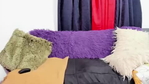 Snapshot of msjustine4u chatting on November 21, 9:24 pm Miss Justine online show from November 21, 9:24 pm