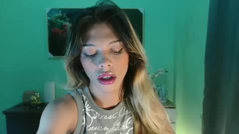 Snapshot of msmeygan chatting on December 23, 3:07 am msmeygan online show from December 23, 3:07 am