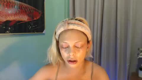 Snapshot of msmeygan chatting on February 6, 11:41 pm msmeygan online show from February 6, 11:41 pm