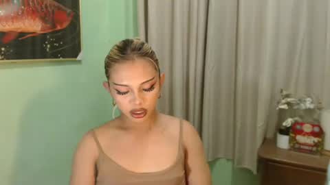 Snapshot of msmeygan chatting on February 24, 12:30 am msmeygan online show from February 24, 12:30 am