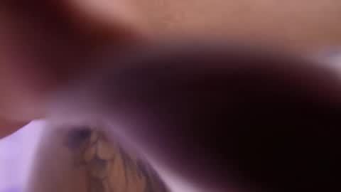 Snapshot of mssburbuja chatting on December 16, 3:11 am Manuela online show from December 16, 3:11 am