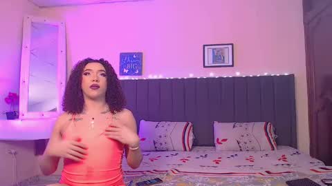 Snapshot of msspenelopedick chatting on October 30, 9:55 am Aaron And Alex online show from October 30, 9:55 am