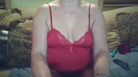 Snapshot of mswhitney618 chatting on September 29, 3:33 am mswhitney618 online show from September 29, 3:33 am