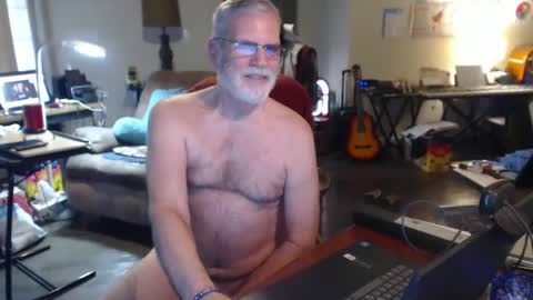 mt2much online show from February 6, 11:04 pm