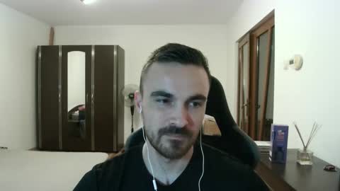 Victor online show from March 24, 7:08 pm