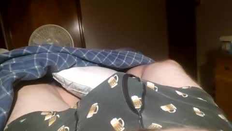 Snapshot of mugglesmuggler chatting on October 30, 3:41 am mugglesmuggler online show from October 30, 3:41 am