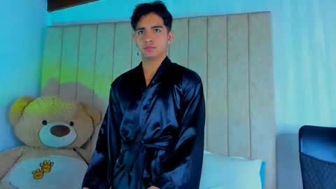 Snapshot of muichiro_tokito1 chatting on February 7, 3:45 am muichiro tokito1 online show from February 7, 3:45 am