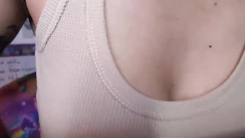 Snapshot of mulan_o chatting on January 25, 5:08 pm JESSICA online show from January 25, 5:08 pm