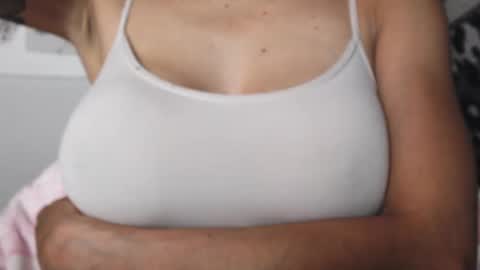 Snapshot of mulan_o chatting on February 18, 7:19 pm JESSICA online show from February 18, 7:19 pm