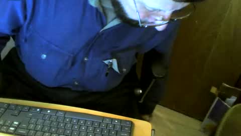 Snapshot of muller520 chatting on October 24, 4:58 pm muller520 online show from October 24, 4:58 pm