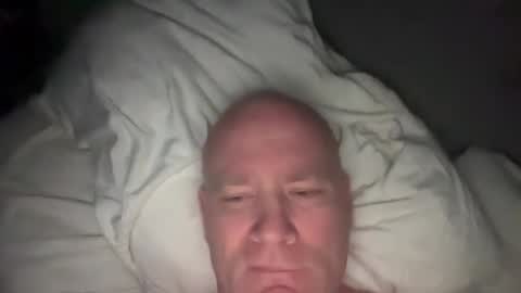 Snapshot of multipopper chatting on January 4, 5:37 am multipopper online show from January 4, 5:37 am