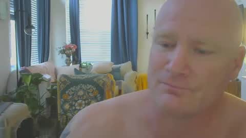 Snapshot of multipopper chatting on September 10, 12:32 am multipopper online show from September 10, 12:32 am