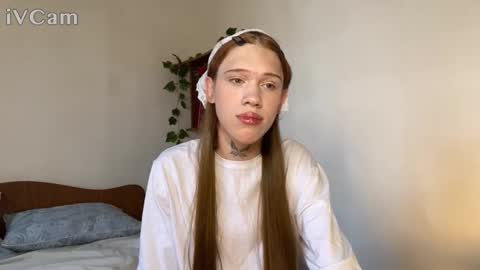 Snapshot of mun_poli chatting on September 24, 1:47 pm Polik online show from September 24, 1:47 pm